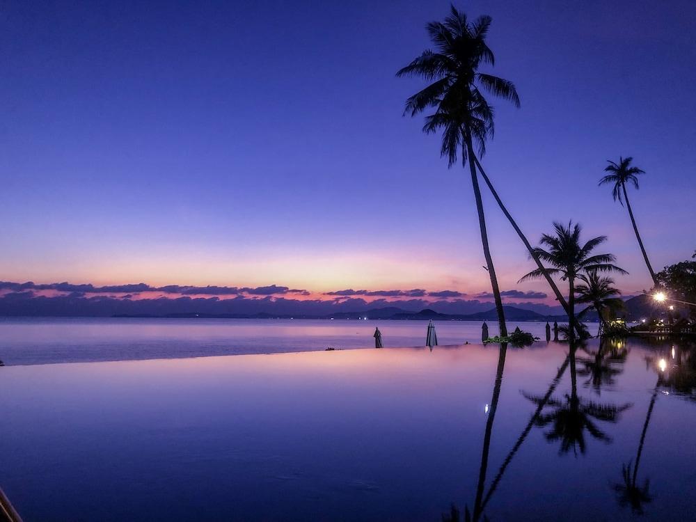 Saree Samui Hotel Mae Nam Buitenkant foto